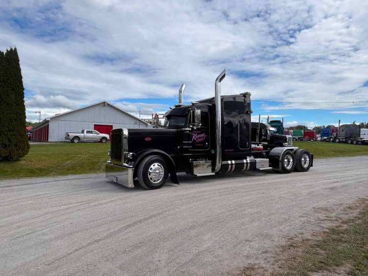 Customized trucks Saint Hyacinthe